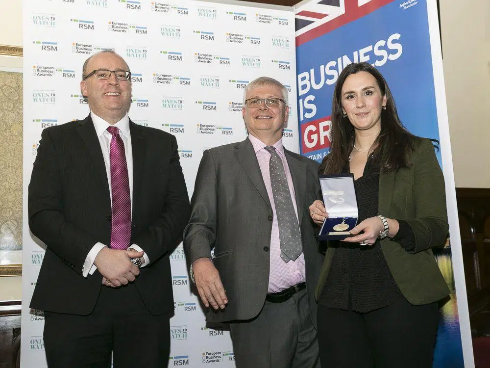 roisin-accepts-the-business-of-the-year-award