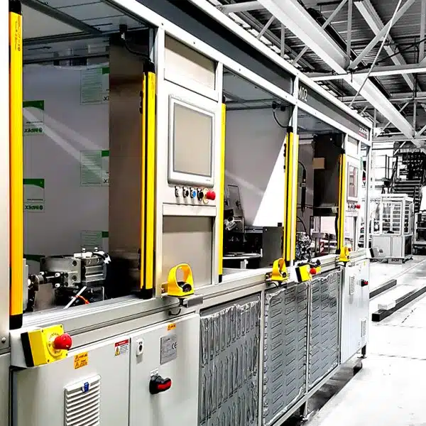 automated assembly machine with light curtins